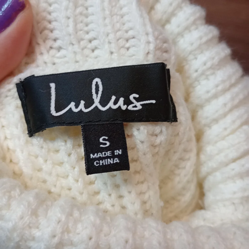 Lulu's Freethinker Cream Fringe Cropped Sweater
